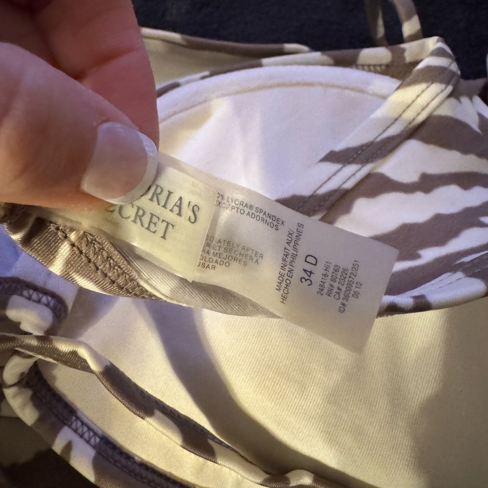 Victoria's Secret Cream Bikini Set - Picture 4 of 4